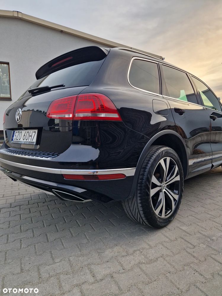Volkswagen Touareg 3.0 V6 TDI BMT Perfectline R-Style - 11