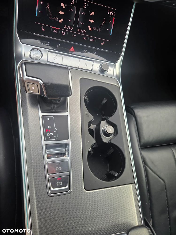 Audi A6 Avant - 30