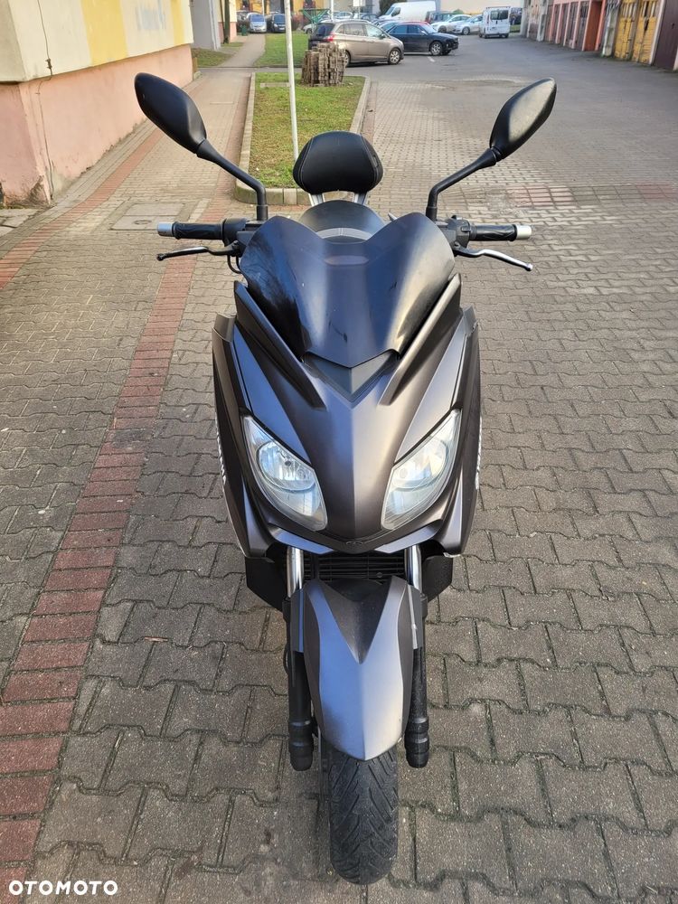 Yamaha X-max - 3