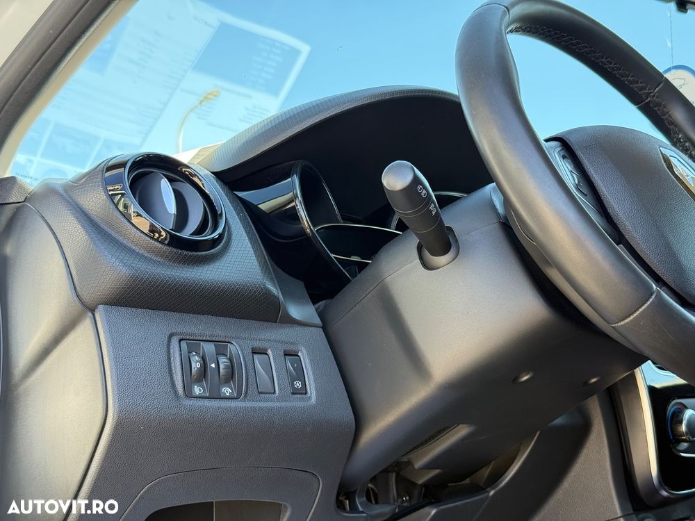 Renault Clio Estate Energy TCe Zen - 19