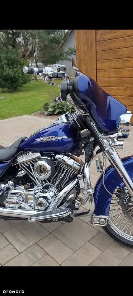Harley-Davidson Touring Street Glide - 30