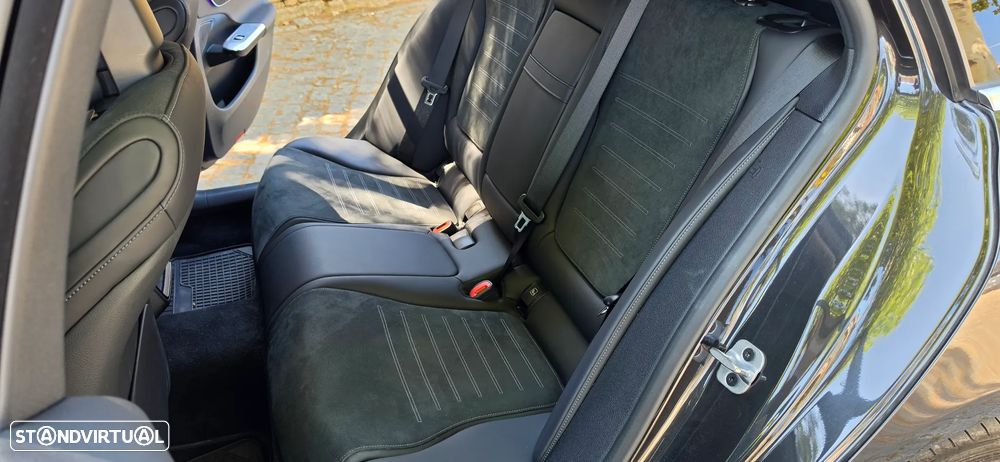 Mercedes-Benz C 300 e AMG Line - 28