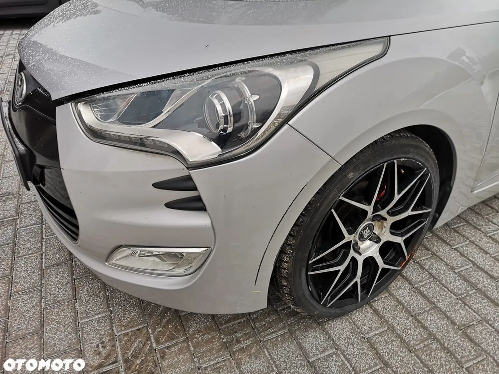 Hyundai Veloster 1.6 GDI Premium - 21