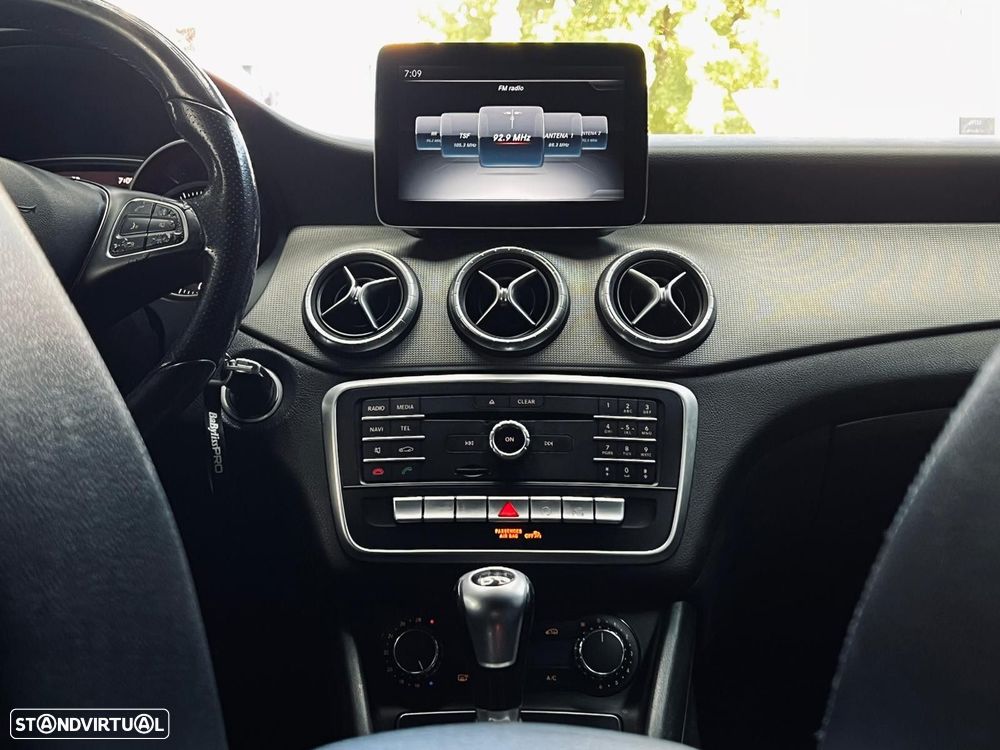 Mercedes-Benz CLA 180 d Shooting Brake Urban - 26