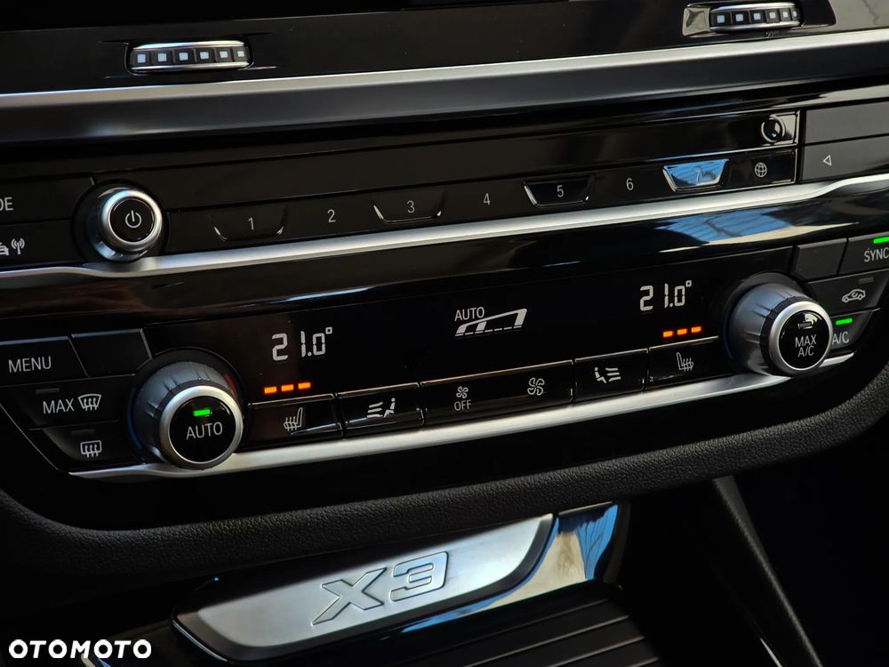 BMW X3 xDrive20d - 25