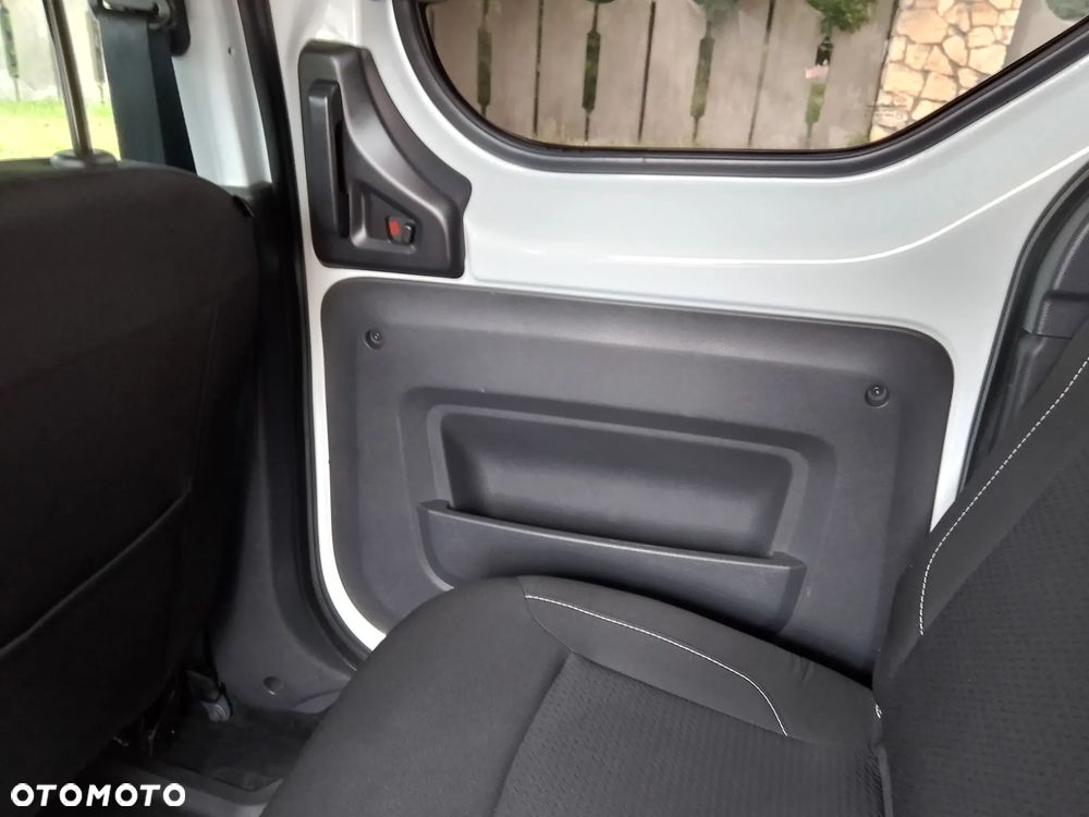 Dacia Dokker 1.5 Blue dCi Laureate - 23