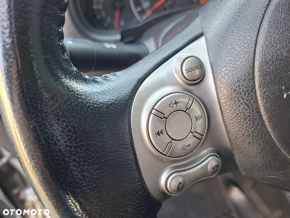 Nissan Micra 1.2 Visia - 12