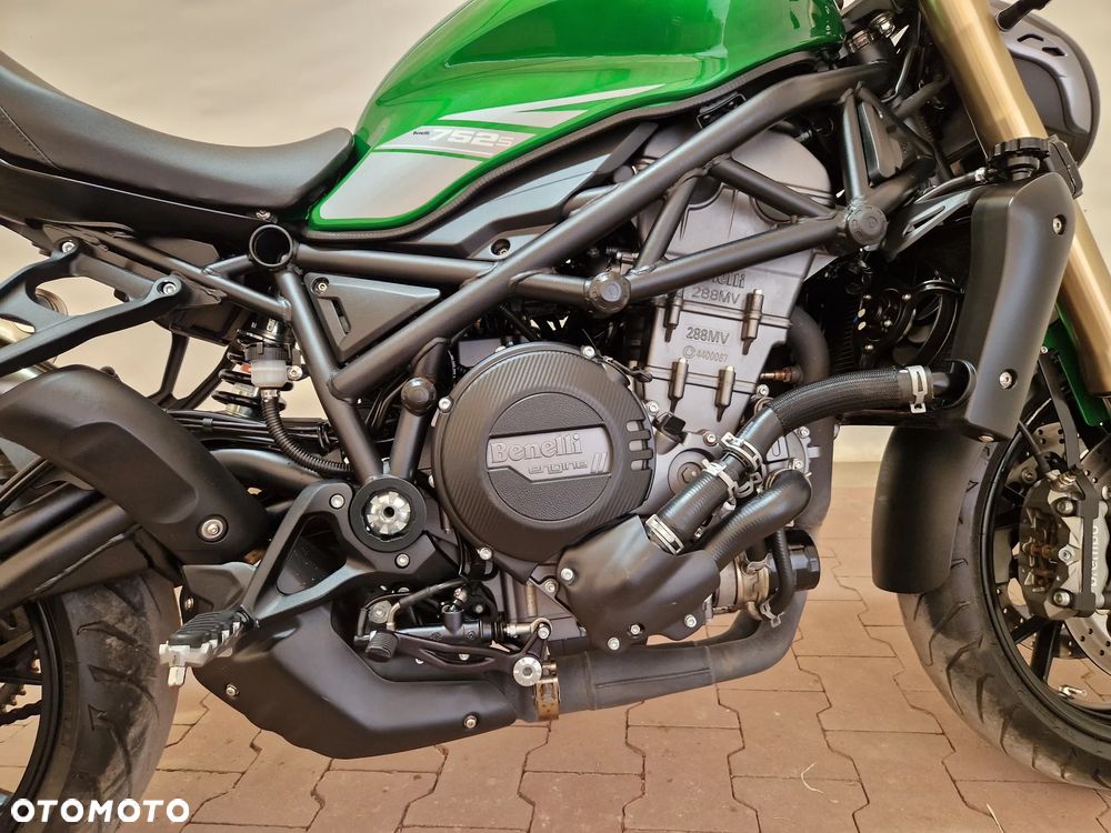 Benelli 752 S - 31