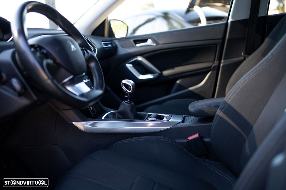 Peugeot 308 2.0 BlueHDi Allure - 17