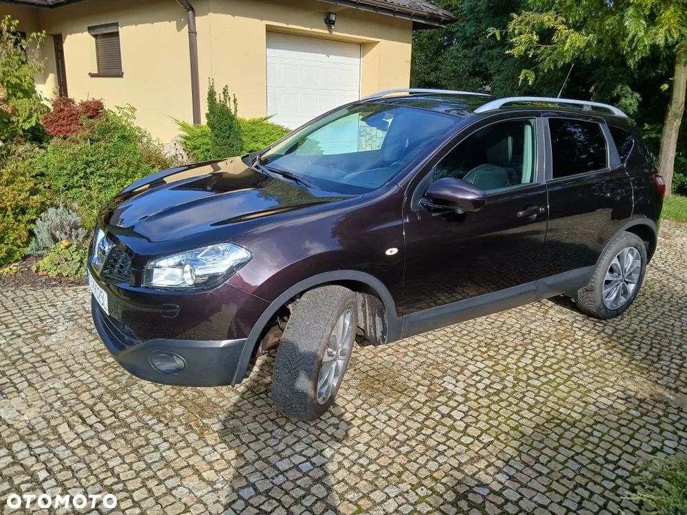 Nissan Qashqai - 2