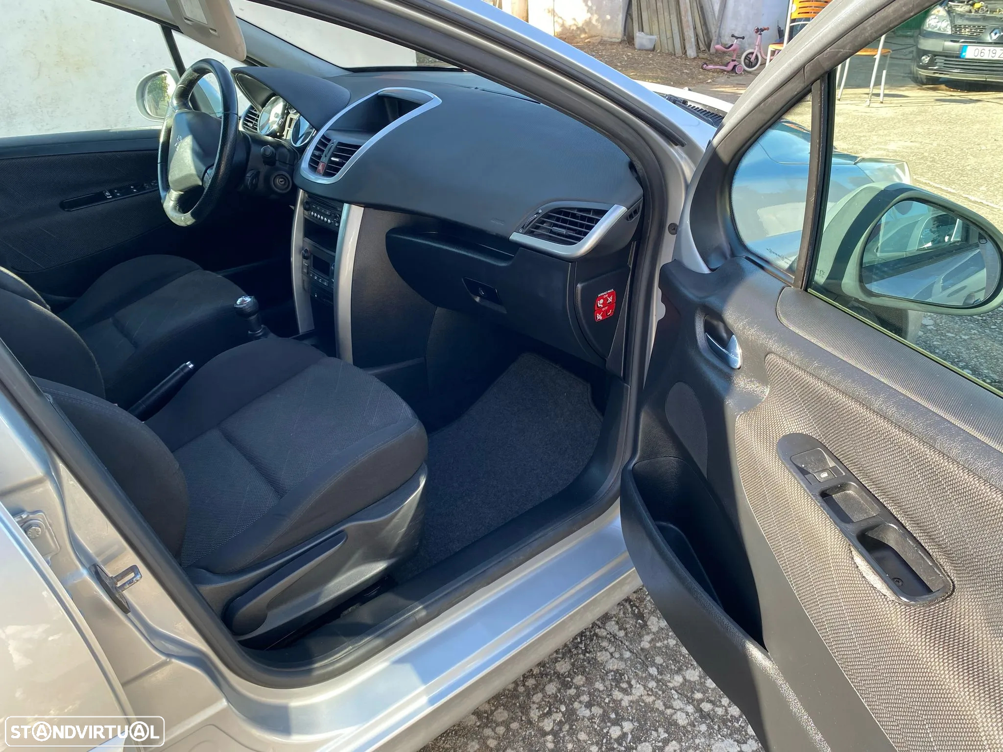 Peugeot 207 SW 1.6 HDi Sport FAP - 14