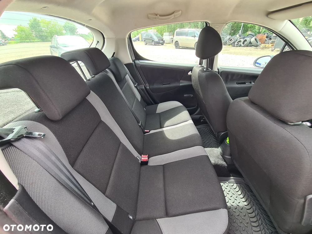 Peugeot 207 1.4 Trendy - 25