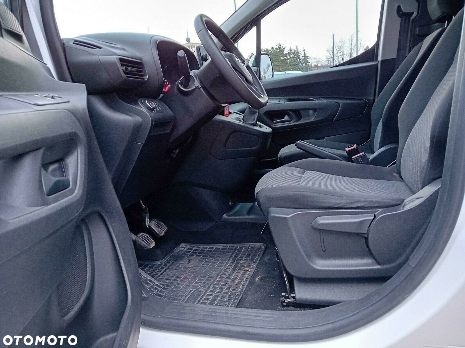 Opel Combo - 11