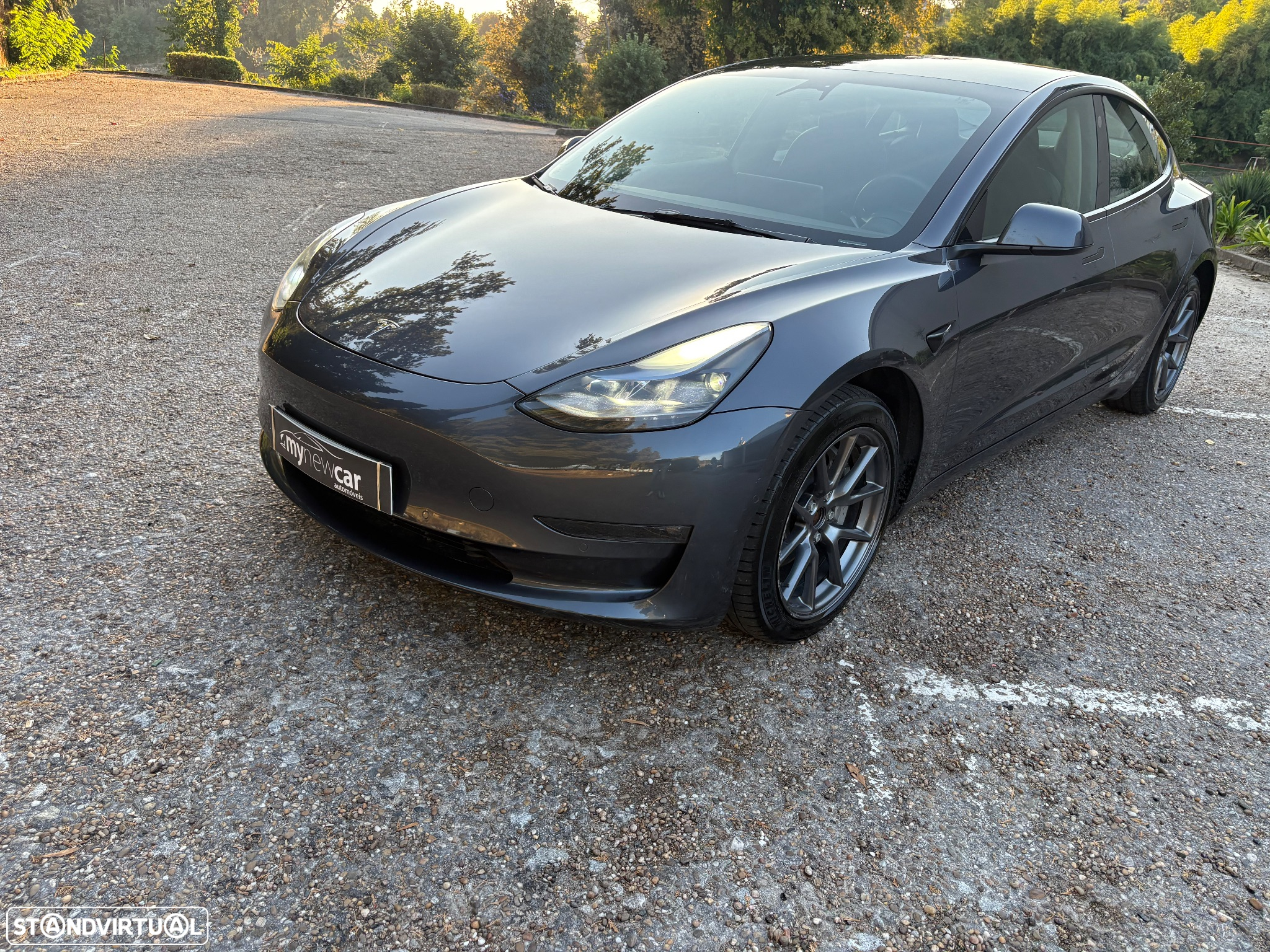 Tesla Model 3 Long Range AWD Dual Motor - 5