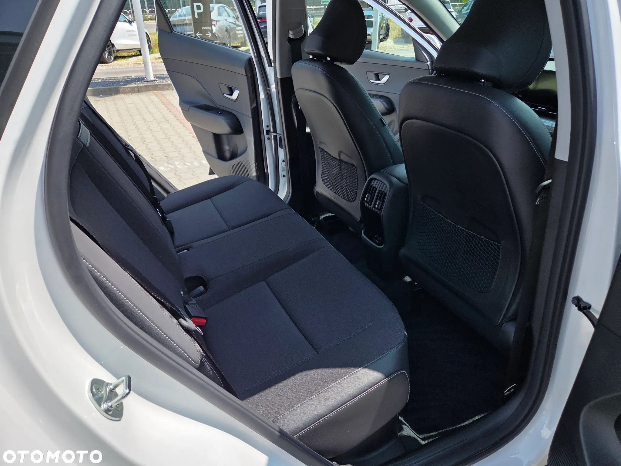 Hyundai Kona 1.6 GDI Hybrid Executive DCT - 16