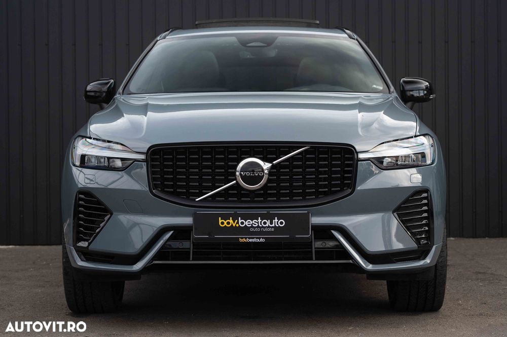 Volvo XC 60 T8 Twin Engine AWD R-Design - 3