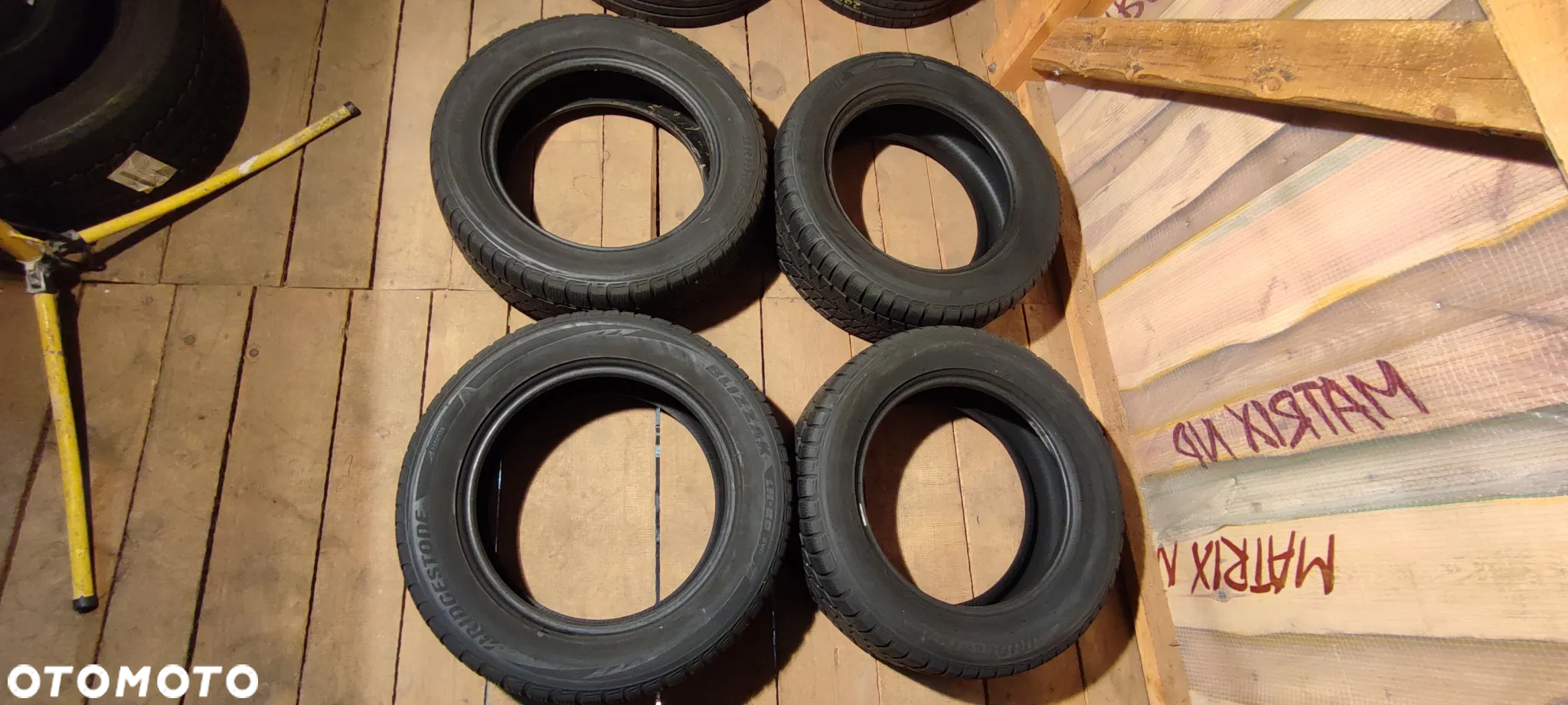 Opony 255/55R18 BRIDGESTONE BLIZZAK LM-80 EN ZIMA Komplet - 2
