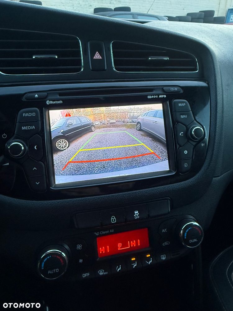 Kia Ceed 1.6 CRDi M - 6