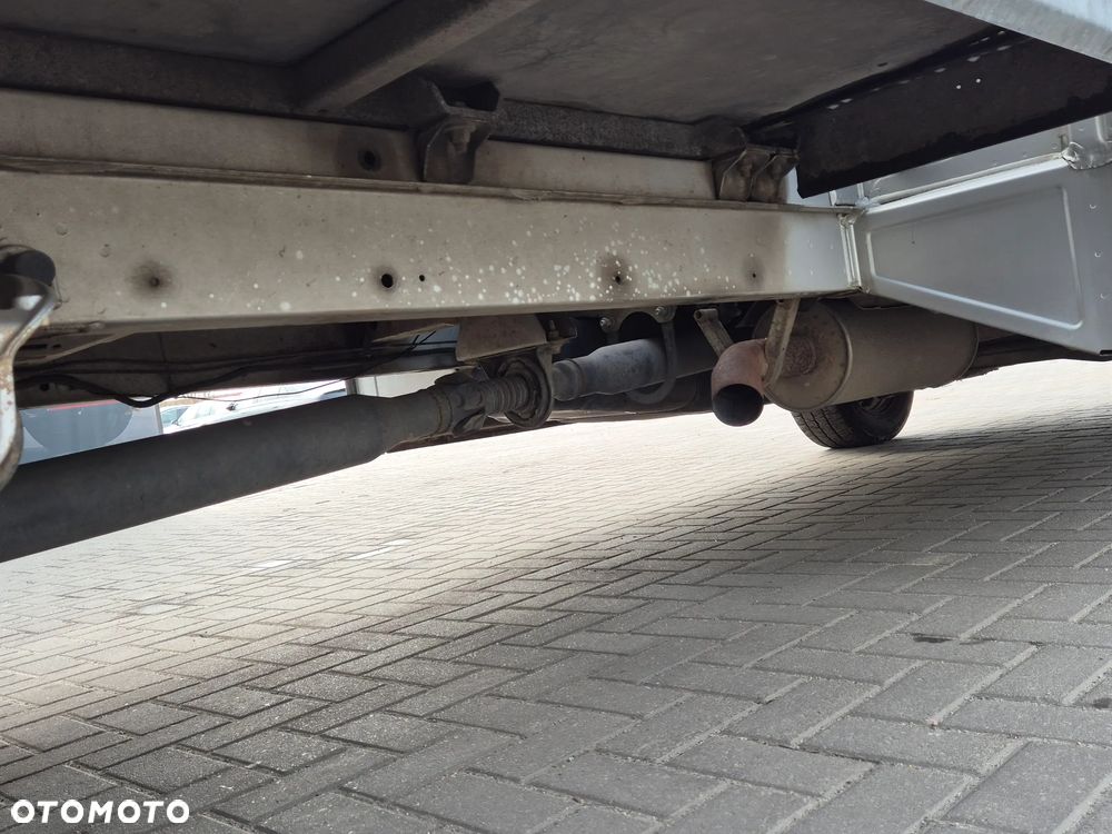 Volkswagen CRAFTER - 17