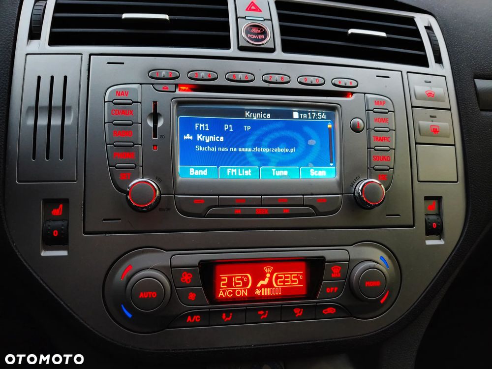 Ford Kuga 2010 photo 3
