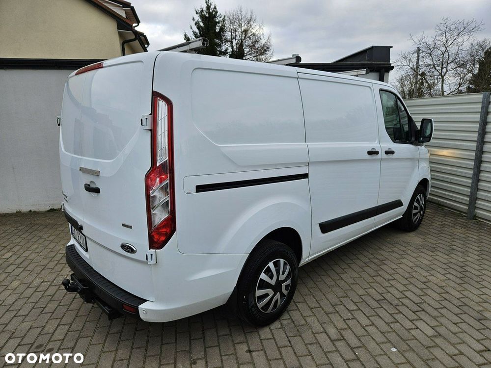 Ford Transit Custom - 19