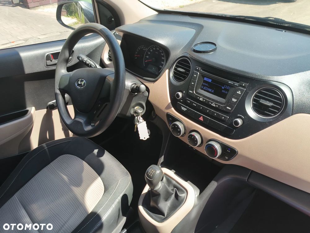 Hyundai i10 1.0 blue Classic - 12