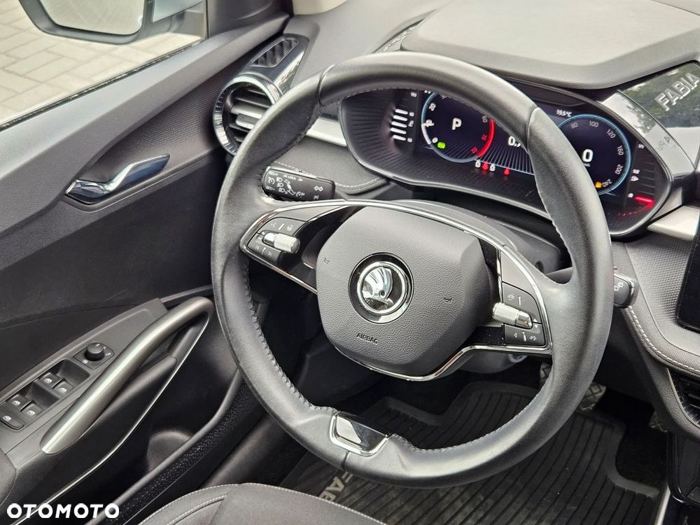 Skoda Fabia 1.0 TSI Style DSG - 27
