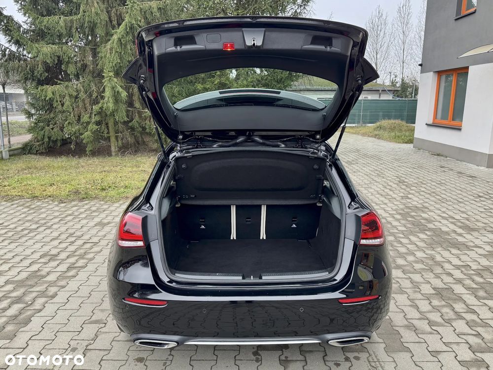 Mercedes-Benz Klasa A 180 Style 7G-DCT - 23