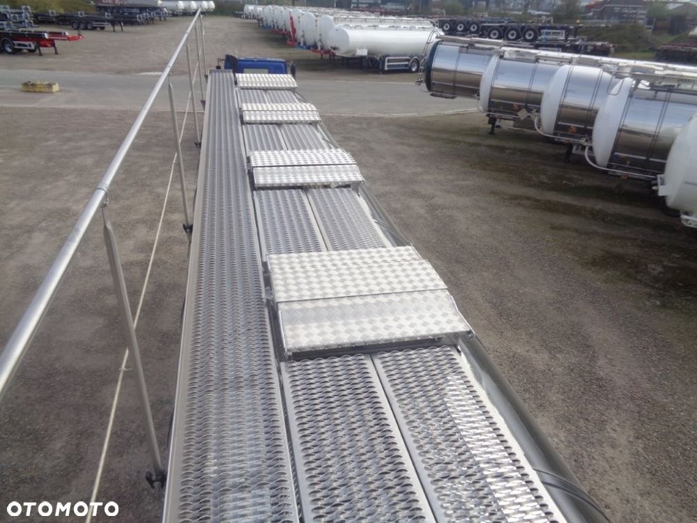 Lag cysterna chemiczna L4BH - 30.000 L lub 34.000 L - 1 komora - 37