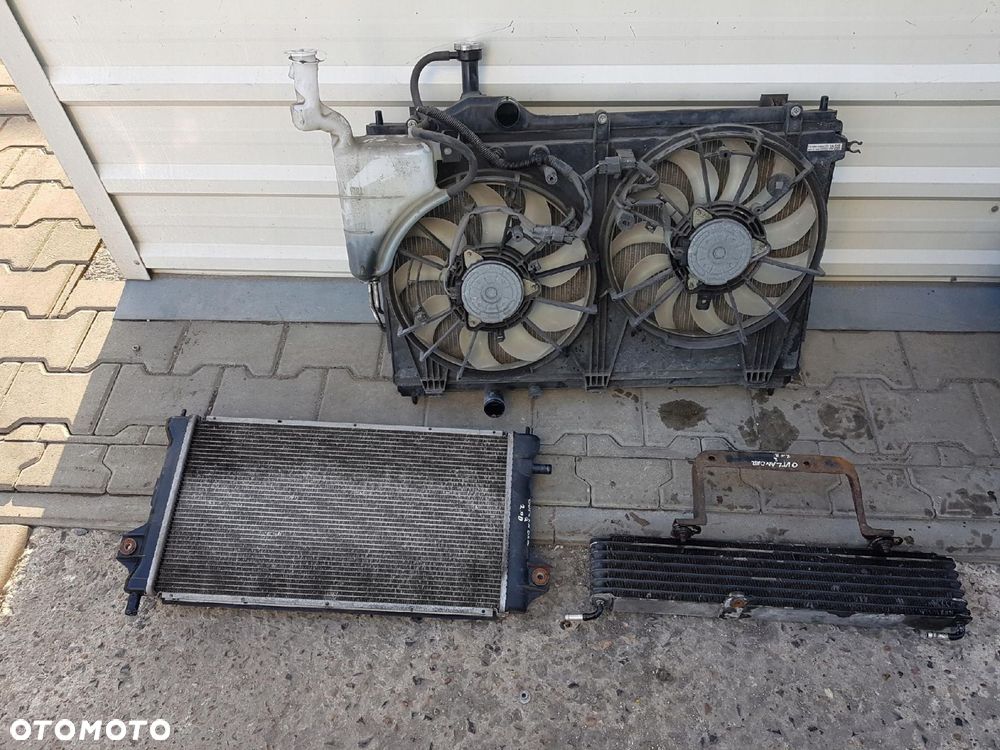 MITSUBISHI OUTLANDER III 13-17r 2.0 HYBRID CHŁODNICE WENTYLATORY - 2