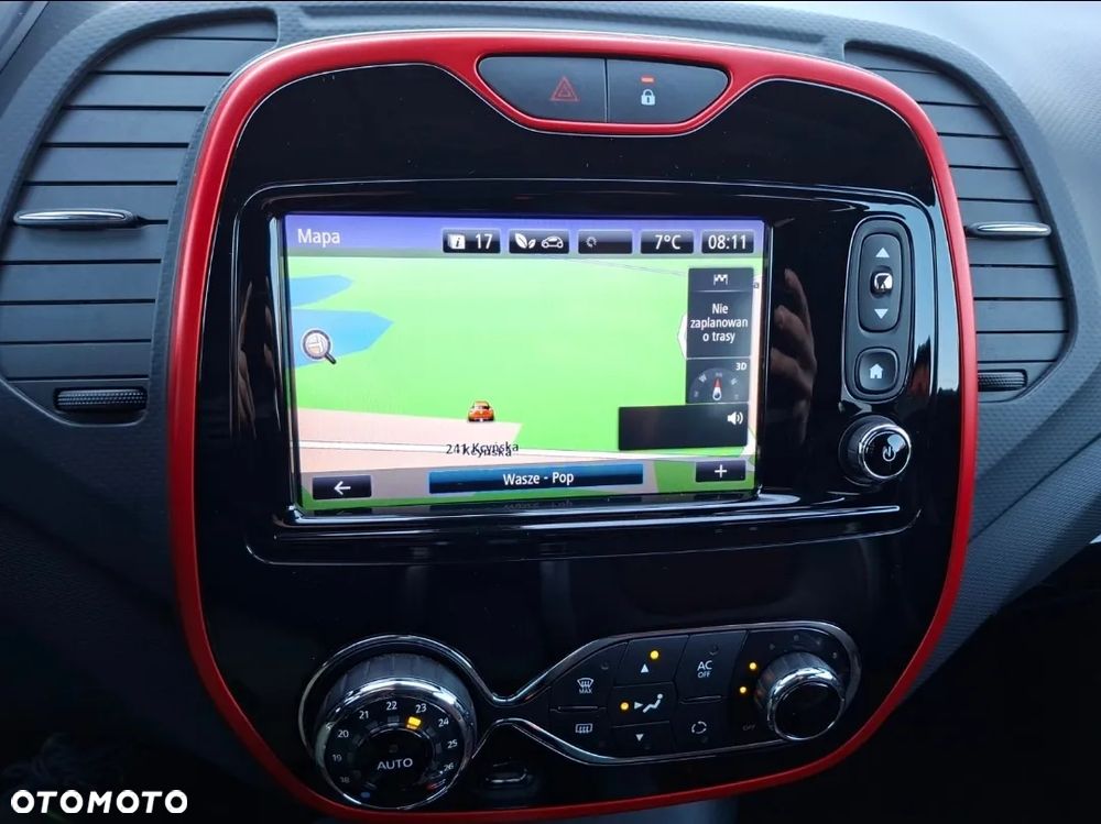 Renault Captur 1.2 TCe Helly Hansen EDC - 8