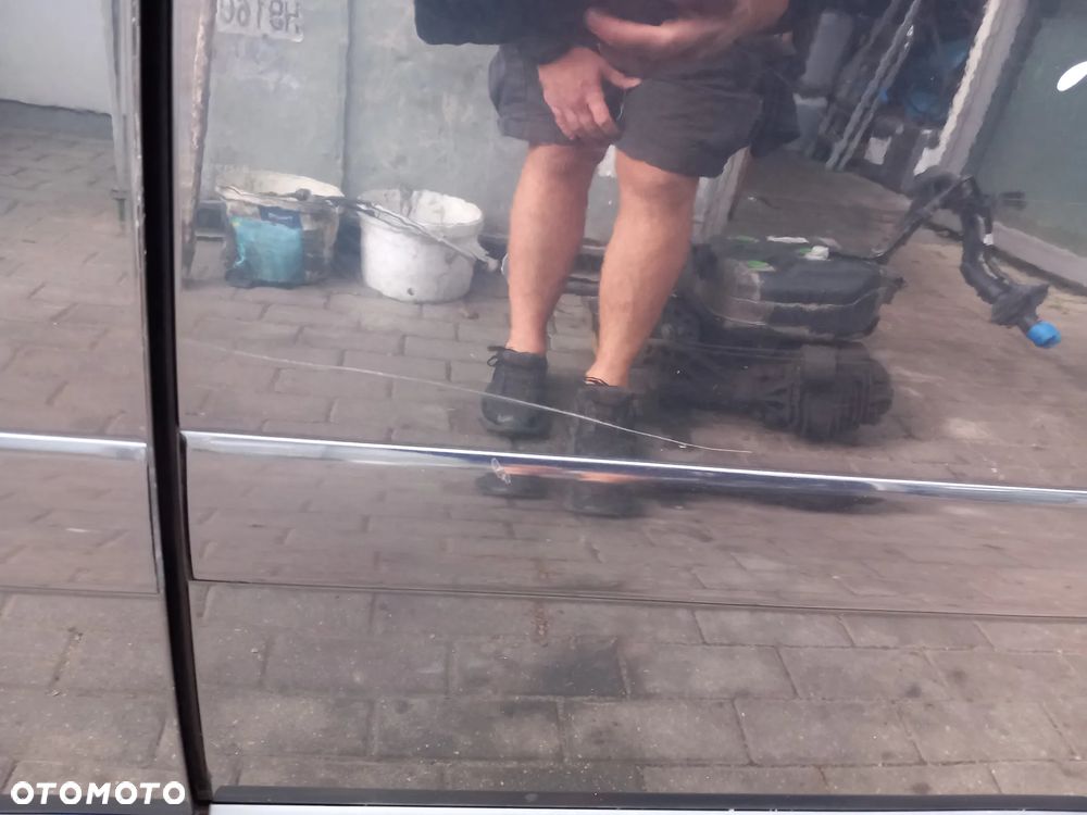 AUDI A2 DRZWI LEWE TYLNE LEWY TYŁ KOLOR: LZ5Q - 5