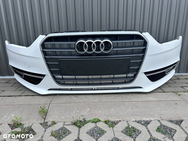 Audi A4 B8 FL Lift Zderzak przód przedni grill LY9C kompletny 2011-15r.