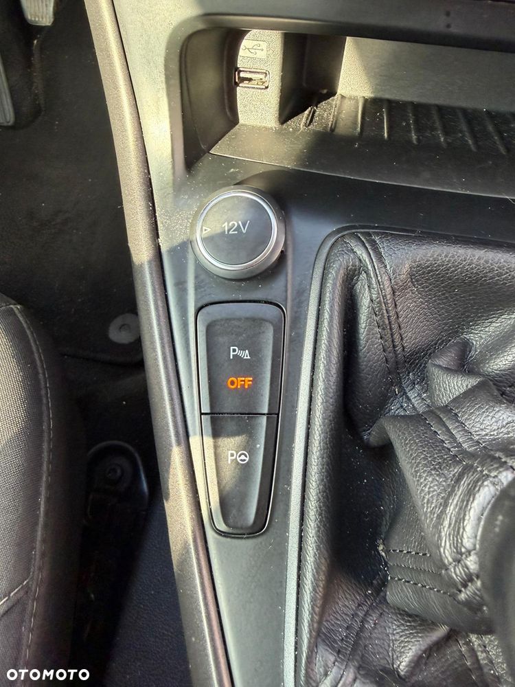 Ford Focus - 31