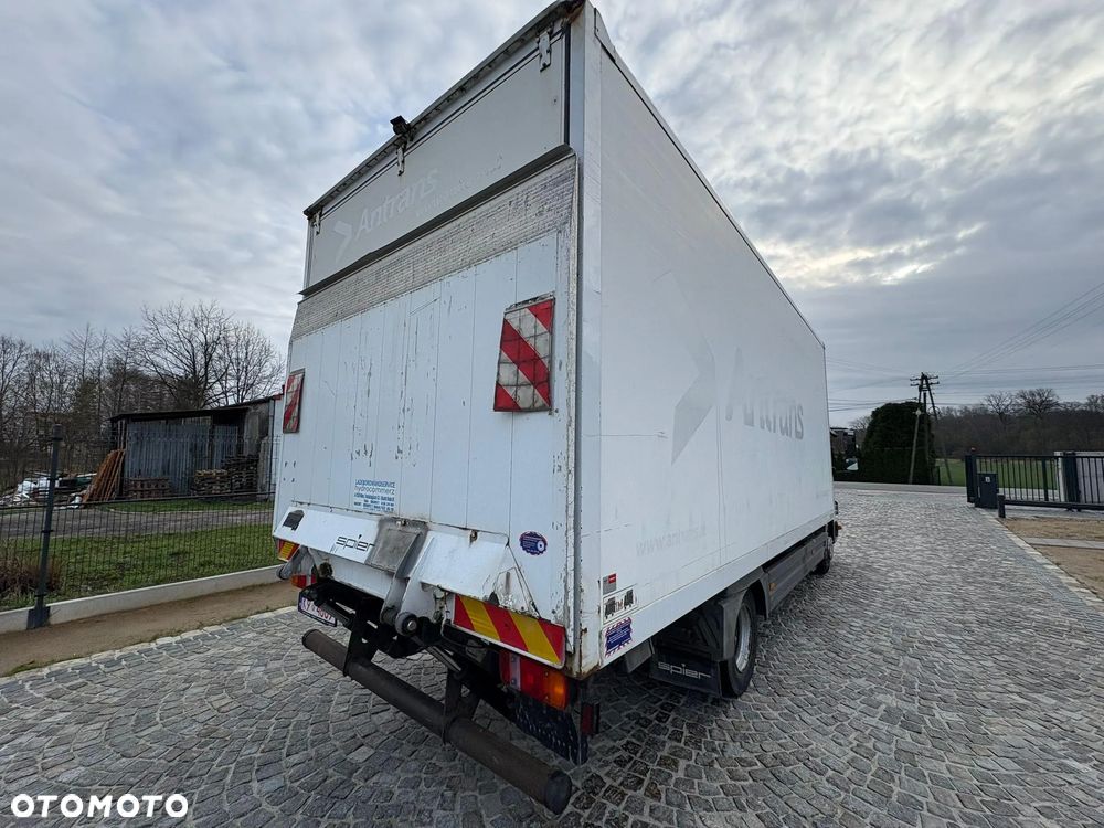 Mercedes-Benz 816 - 9