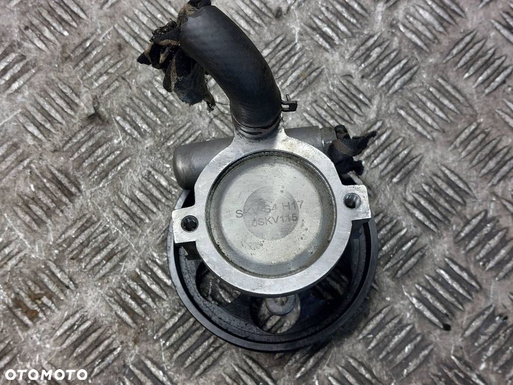 POMPA WSPOMAGANIA RENAULT LAGUNA II 1.9 DCI ID: 239444 - 4