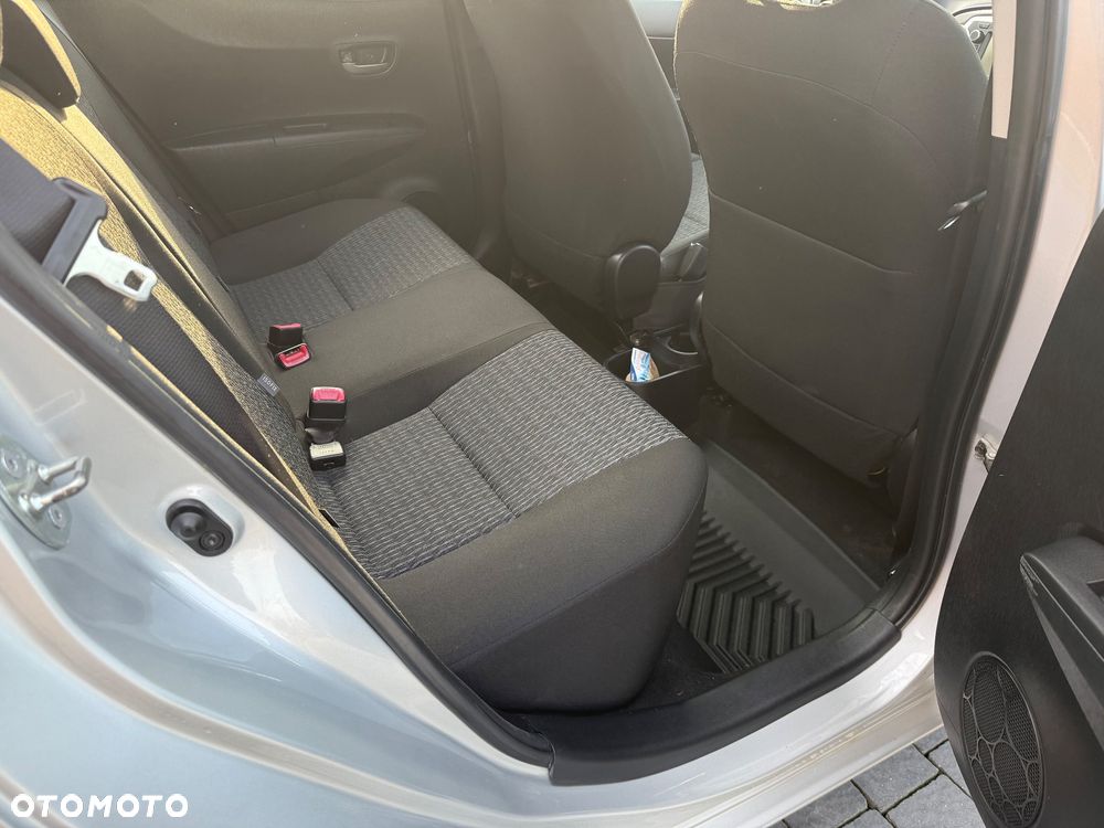 Toyota Yaris - 13