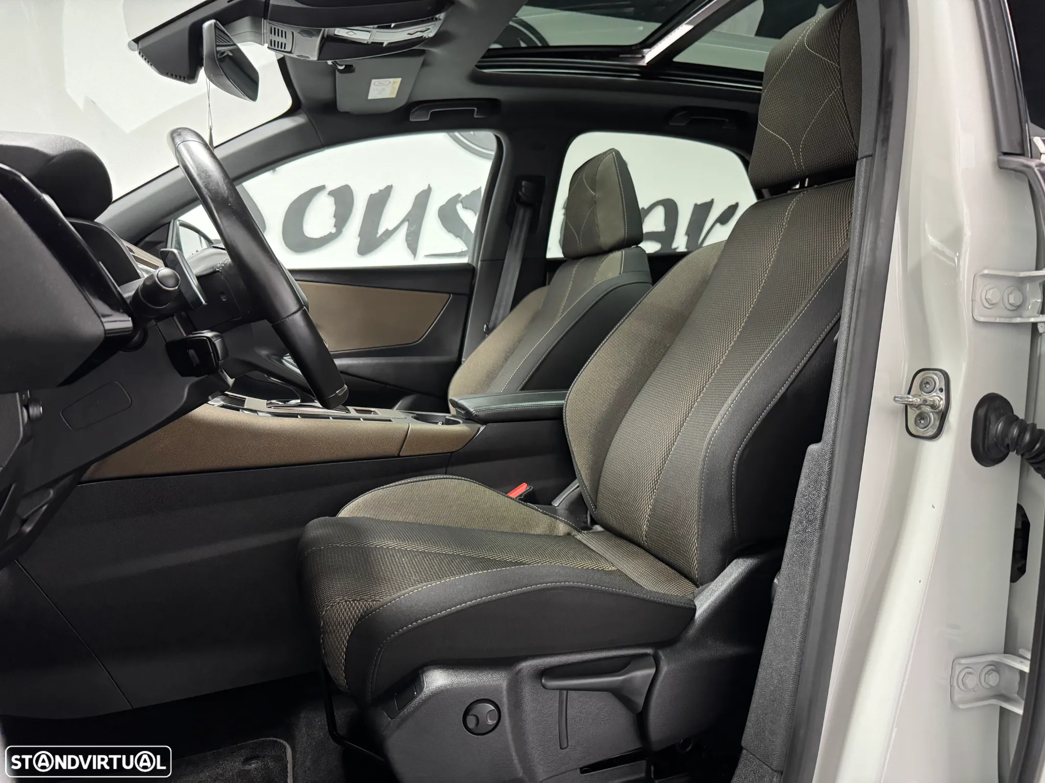 DS DS7 Crossback - 6