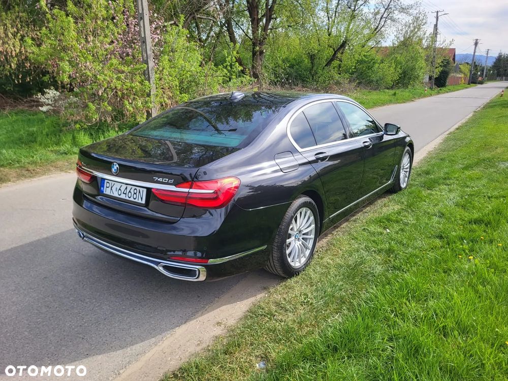 BMW Seria 7 740d xDrive - 16
