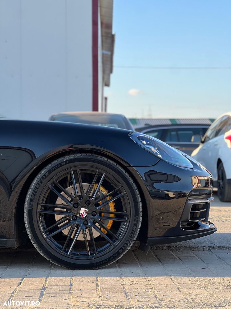 Porsche Panamera - 26