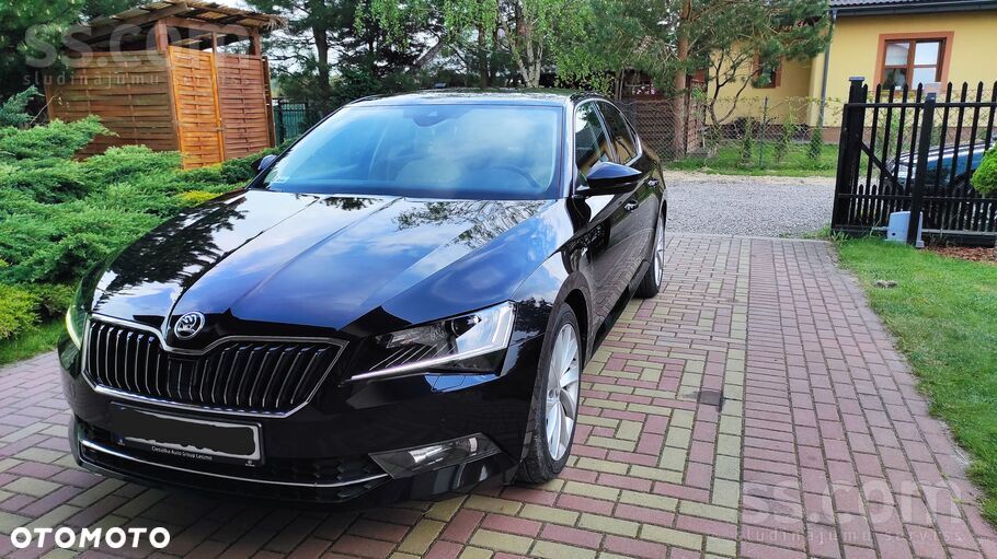 Skoda Superb 2.0 TDI L&K DSG - 1