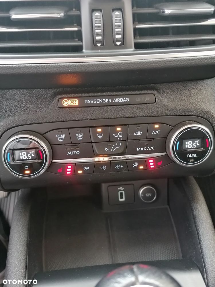 Ford Focus 1.5 TDCi Titanium - 12