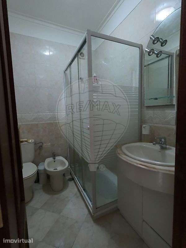 Apartamento T2 para arrendamento - Grande imagem: 4/12