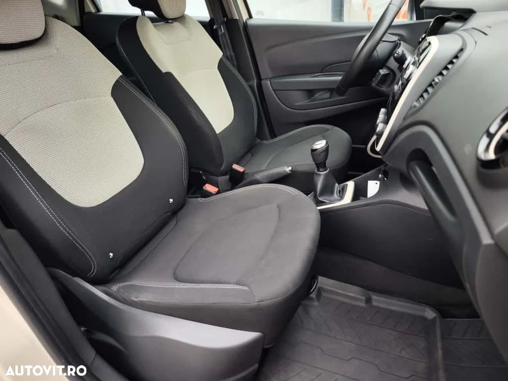 Renault Captur - 16