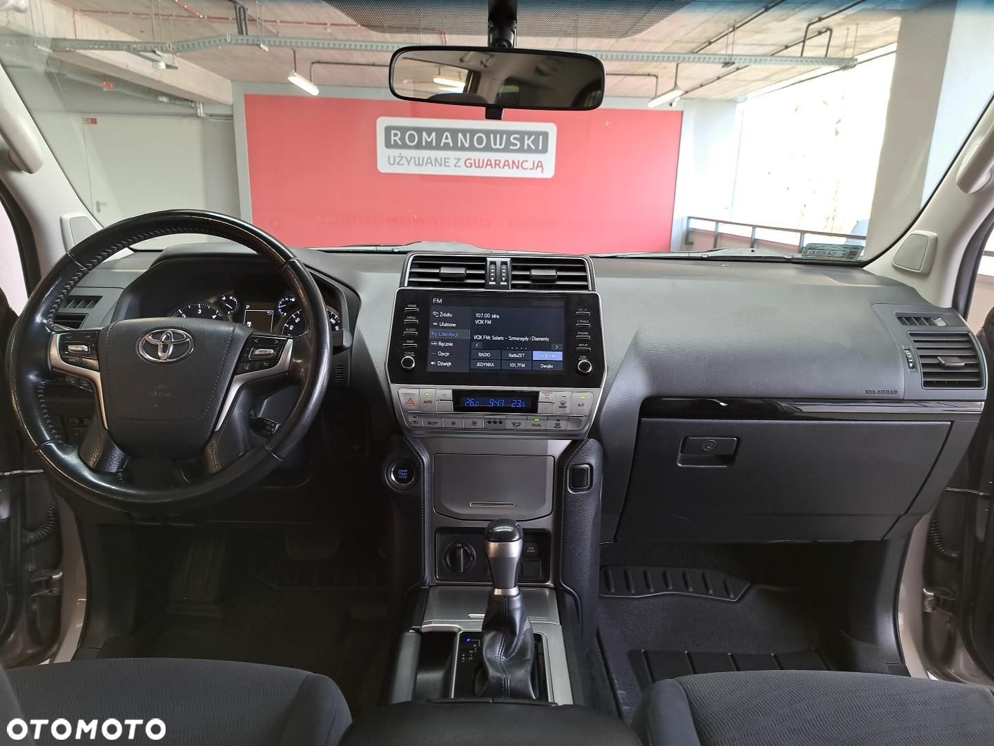 Toyota Land Cruiser - 16