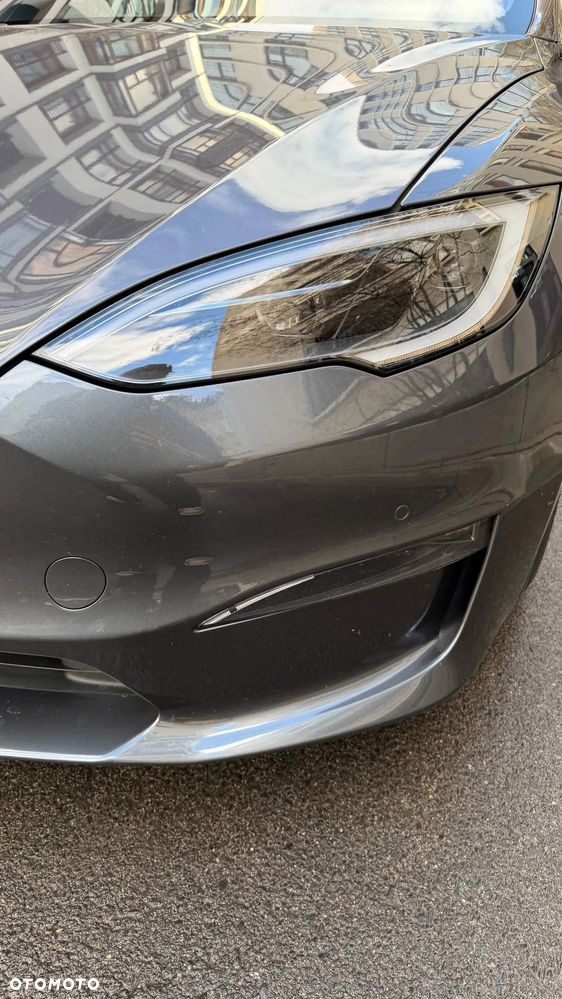 Tesla Model S Long Range - 33