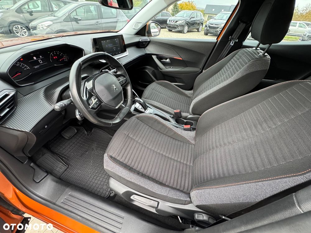 Peugeot 2008 1.2 PureTech Active S&S EAT8 - 13