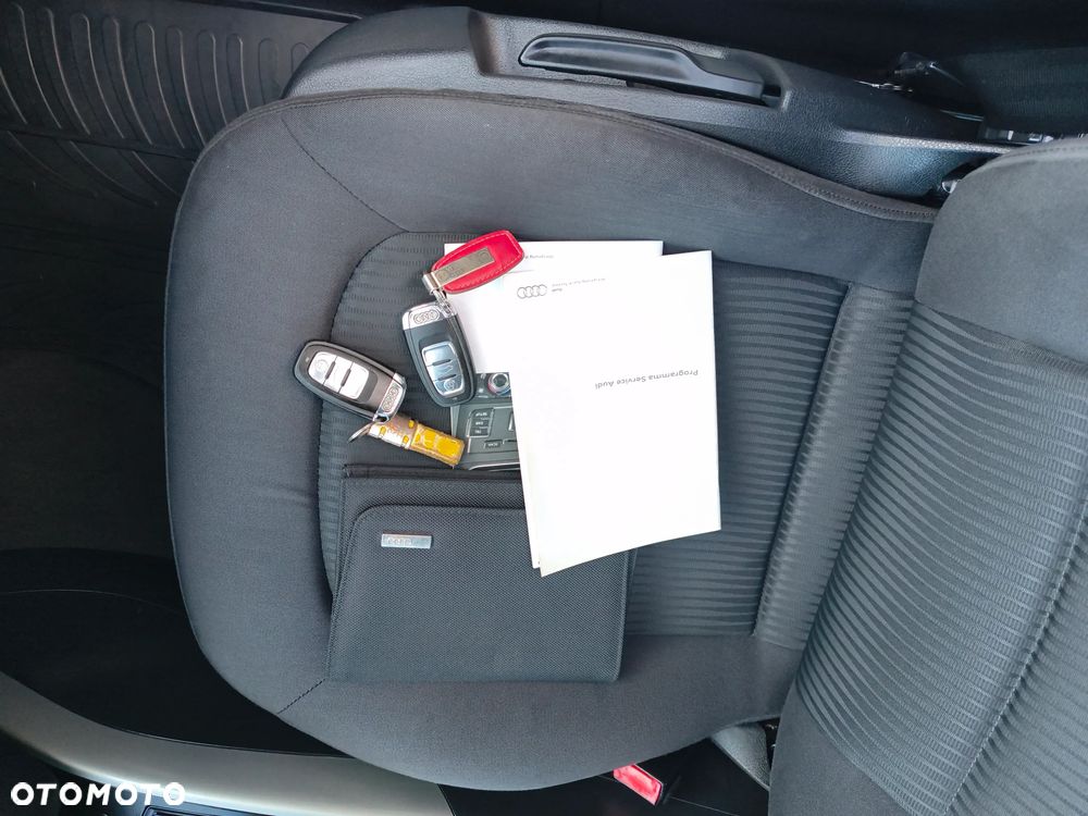 Audi A4 Avant 2.0 TDI DPF Attraction - 11
