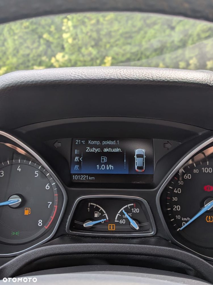 Ford Focus SW - 20