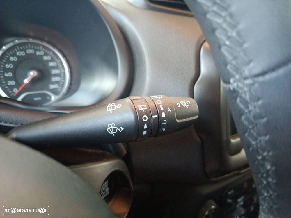 Jeep Renegade 1.0 T Limited - 16